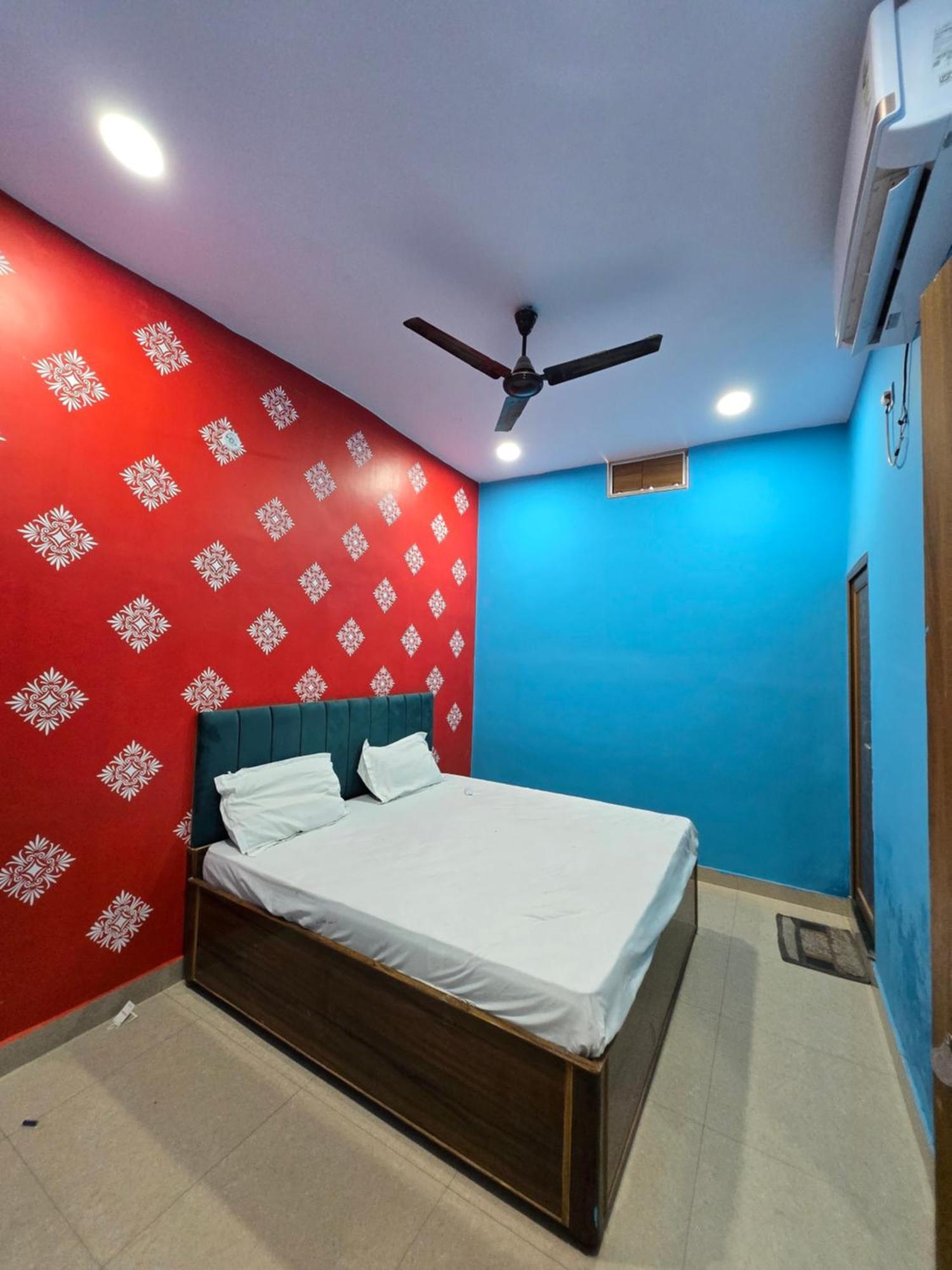 Guest house Shivay